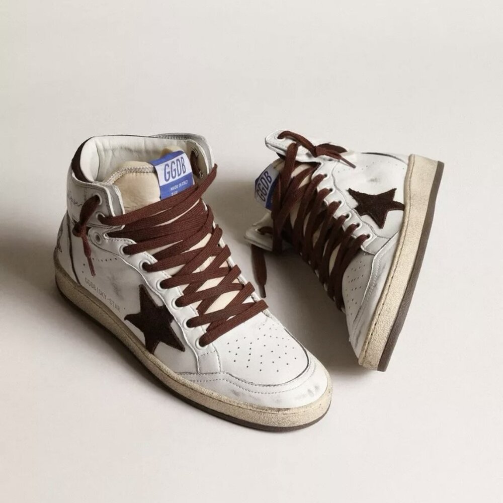 Golden goose Women’s Sky-Star in white nappa leather with chocolate suede star